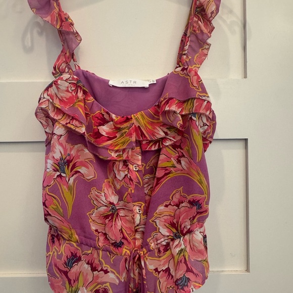 Astr Pink Floral Tropical Ruffle Blouse - Picture 2 of 4